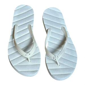 Tory Birch Kira Flip Flops Sandals Cream Ivory color size 11 M  Logo Women’s
